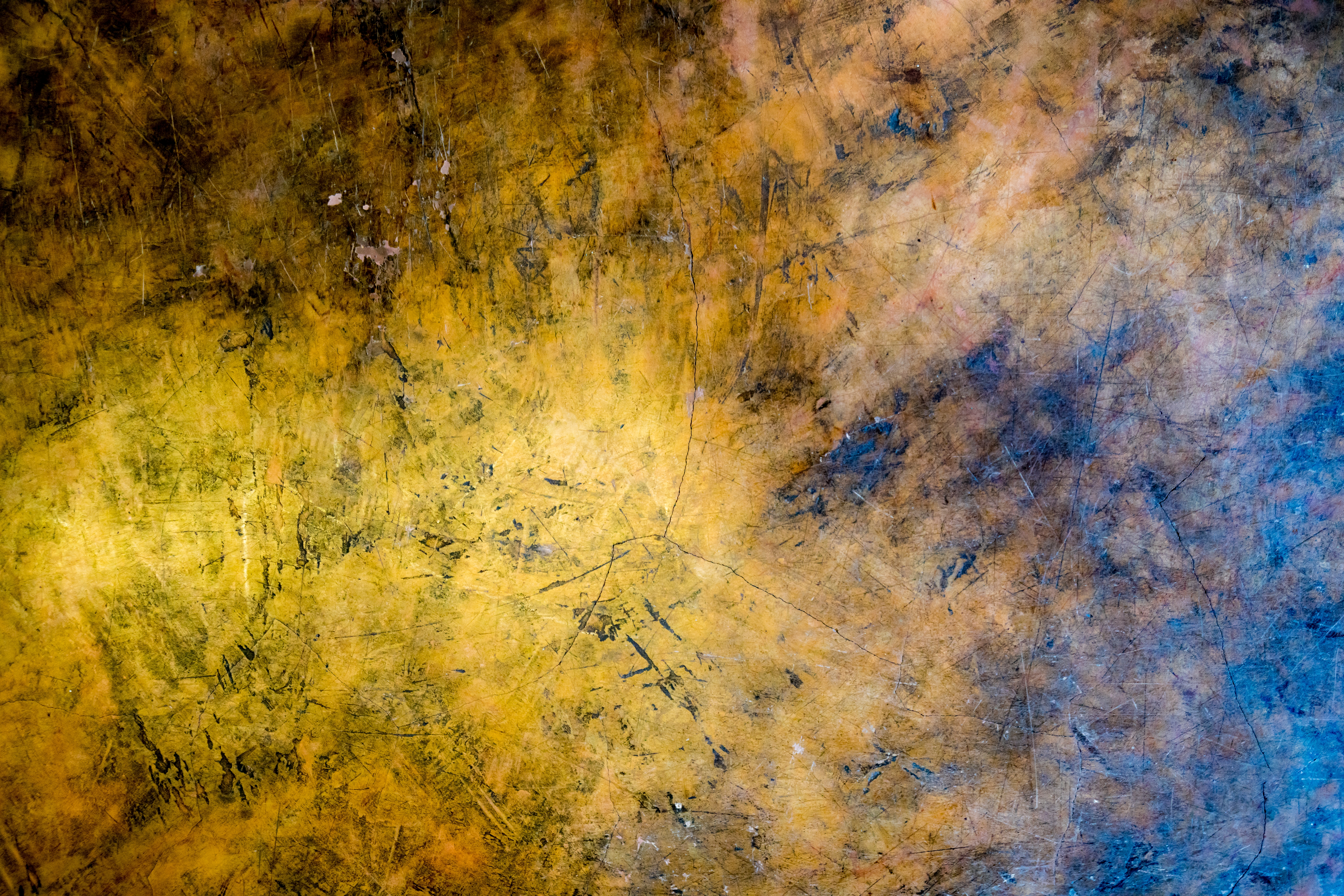 Scratched gold flooring